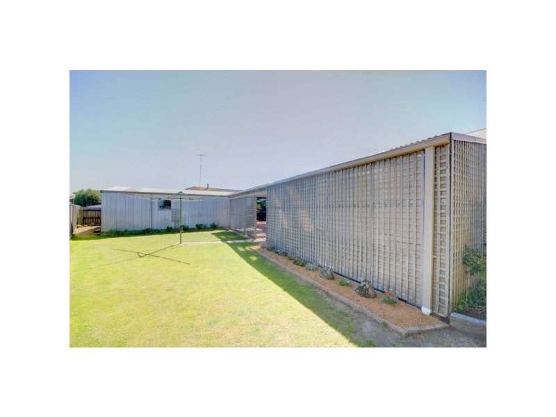 30 Rozel Avenue, Wendouree VIC 3355