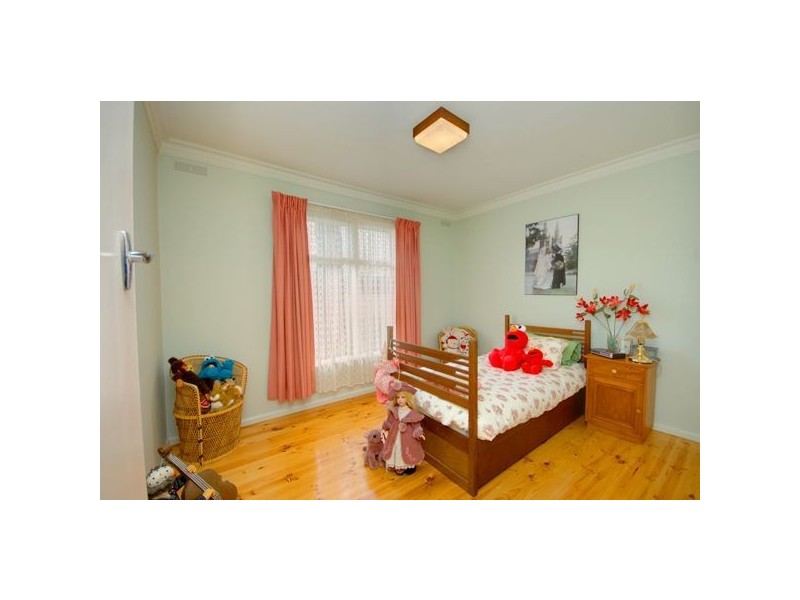 12 Pevensey Street, Wendouree VIC 3355