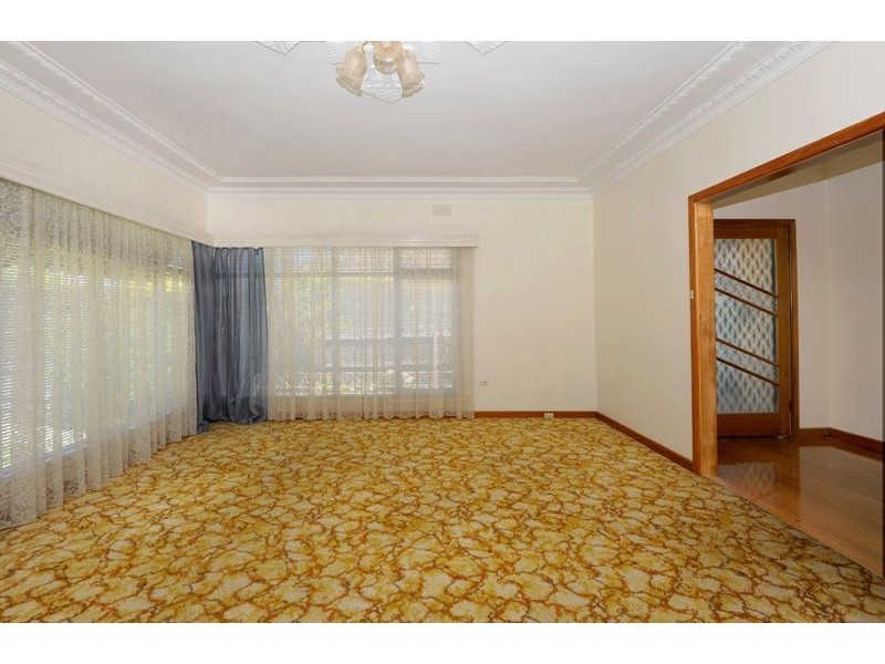 5 Hawthorne Grove, Wendouree VIC 3355