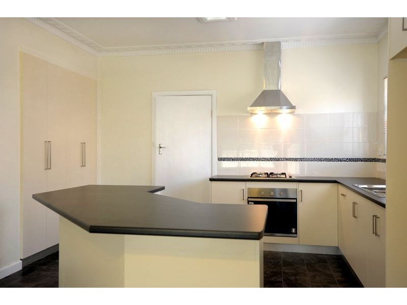 5 Hawthorne Grove, Wendouree VIC 3355