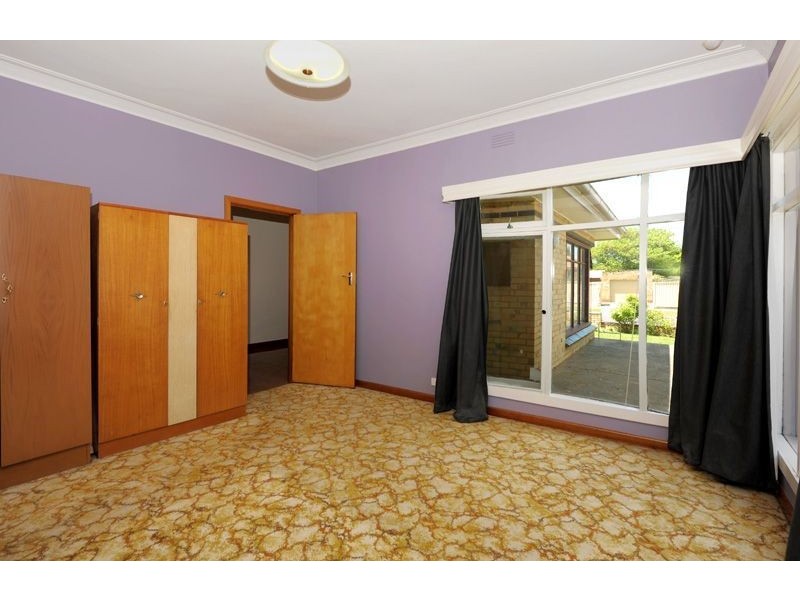5 Hawthorne Grove, Wendouree VIC 3355