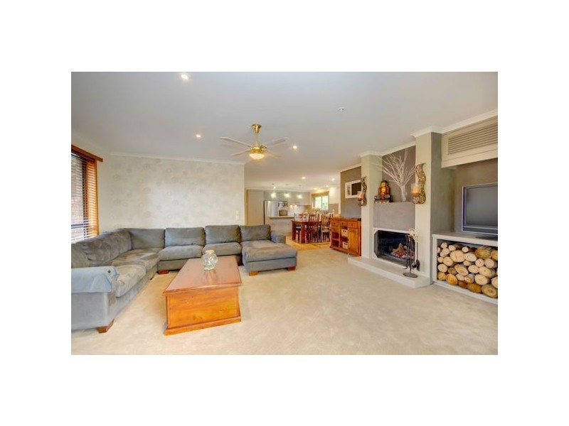 7 Slatey Creek Road, Invermay VIC 3352