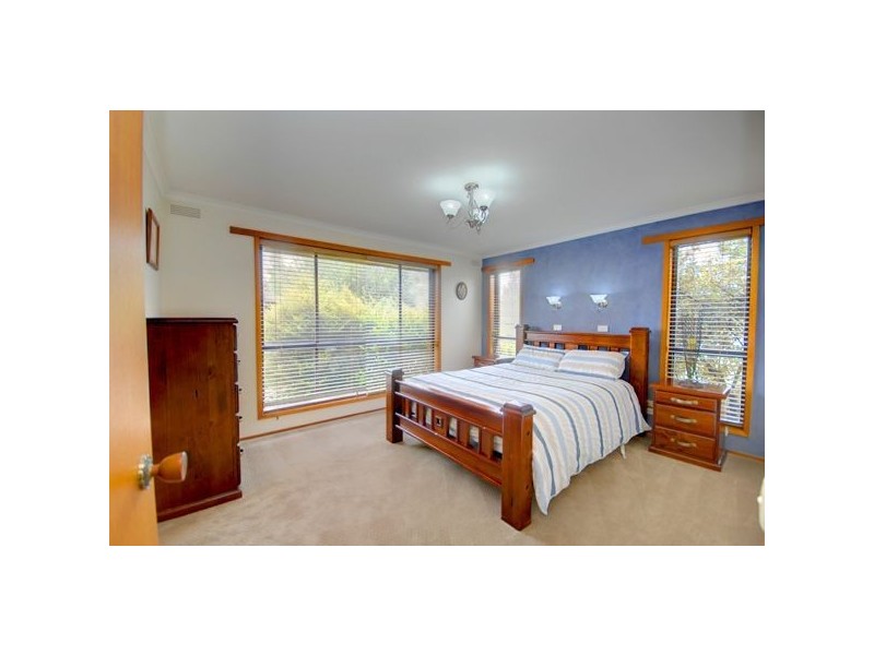 7 Slatey Creek Road, Invermay VIC 3352