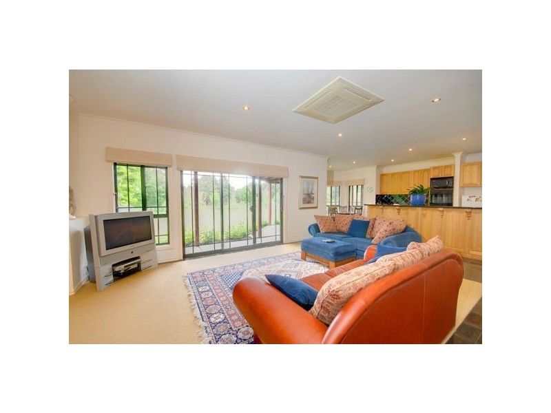 12 Koala Court, Smythes Creek VIC 3351