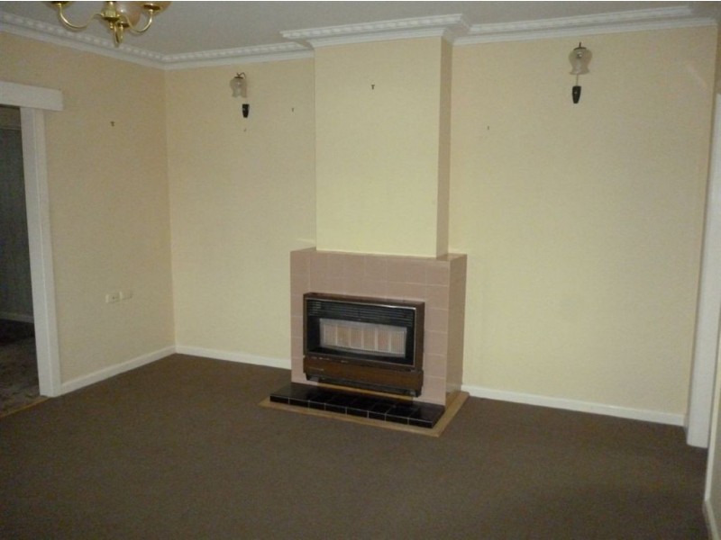 14 Elizabeth Street, Wendouree VIC 3355