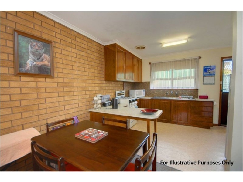 1/2 Evelyn Street, Wendouree VIC 3355