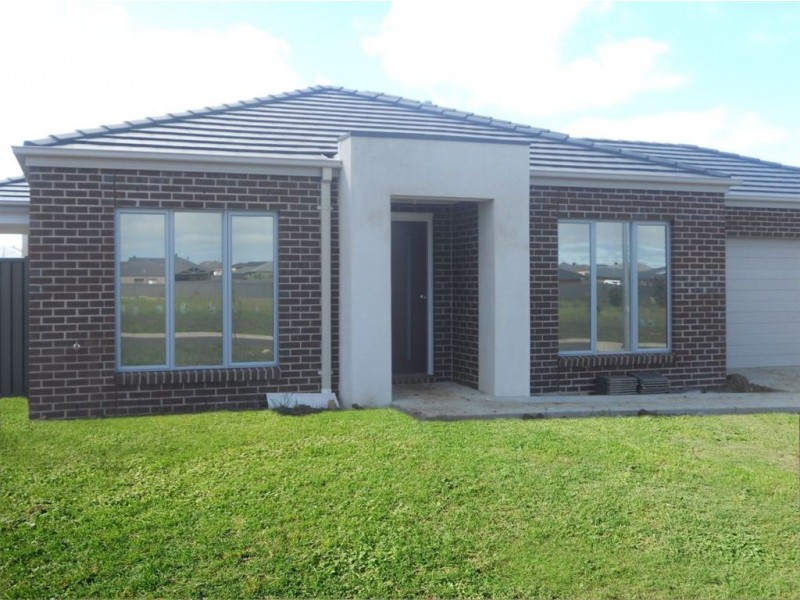 19 Wensleydale Drive, Alfredton VIC 3350