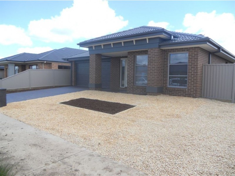 37 Cuzens Road, Alfredton VIC 3350