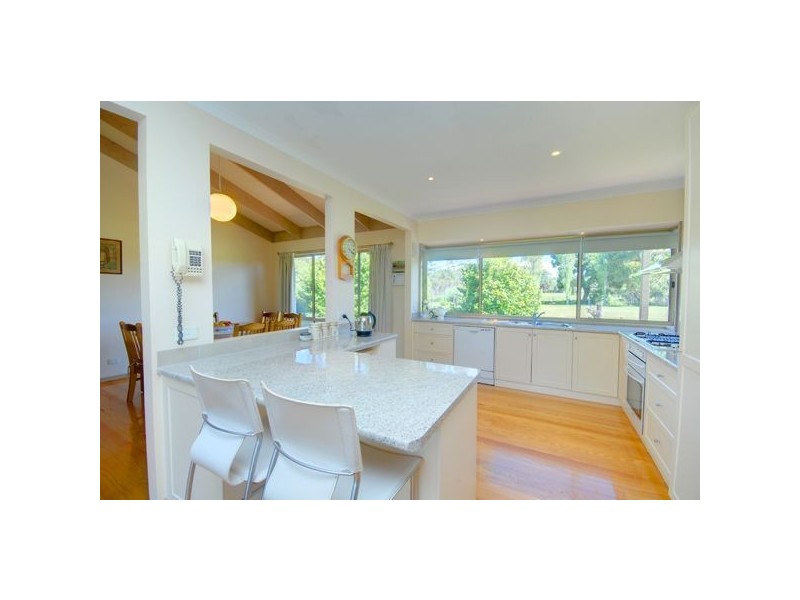 20 Mills Lane, Gordon VIC 3345