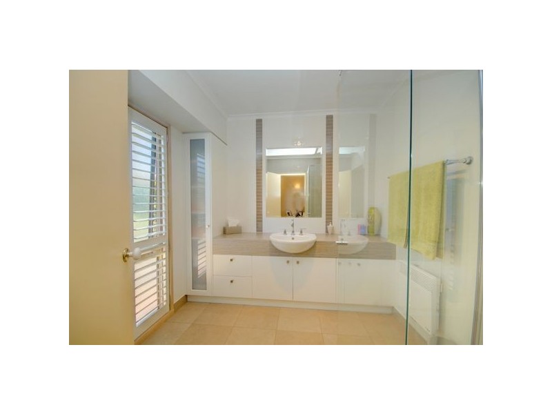 20 Mills Lane, Gordon VIC 3345