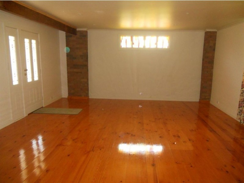 a/341 Humffray Street North, Ballarat VIC 3350