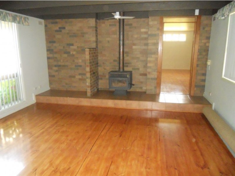 a/341 Humffray Street North, Ballarat VIC 3350