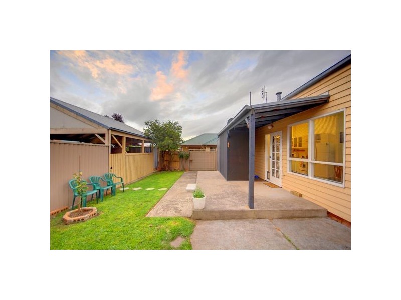 205 Dowling Street, Wendouree VIC 3355