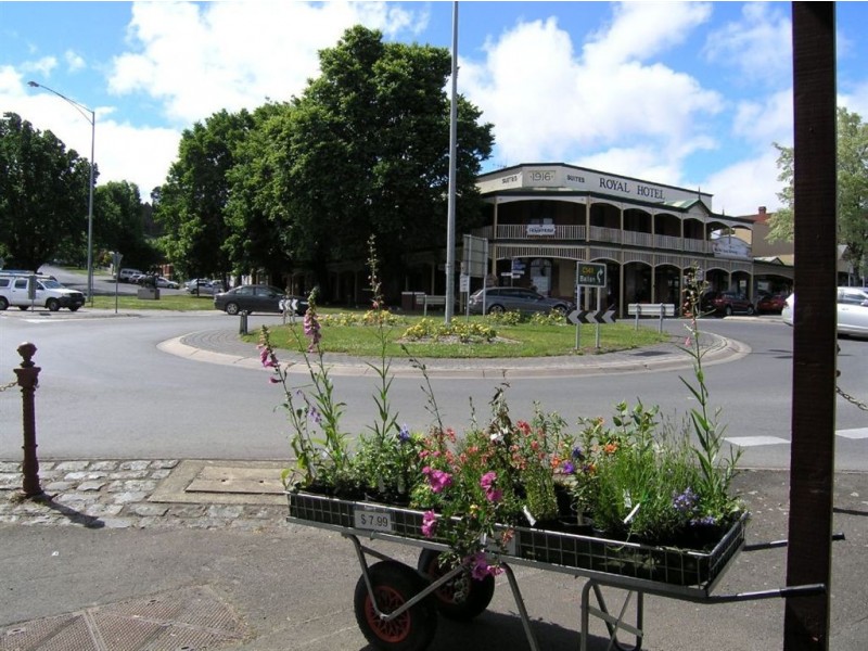 13 Millar Street, Daylesford VIC 3460