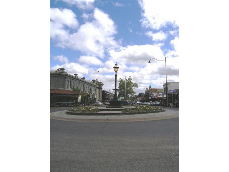 13 Millar Street, Daylesford VIC 3460