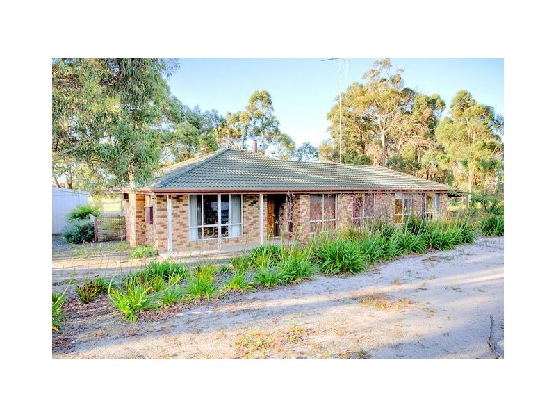 40 Wyuna Crescent, Smythes Creek VIC 3351