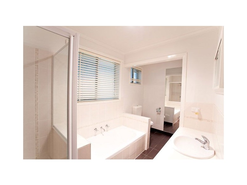 40 Wyuna Crescent, Smythes Creek VIC 3351