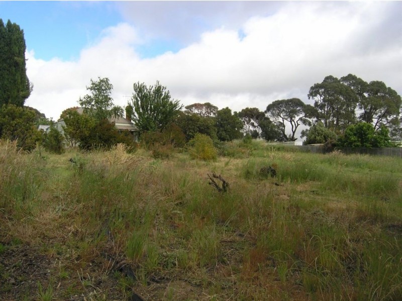 29 Armstrong St, Creswick VIC 3363