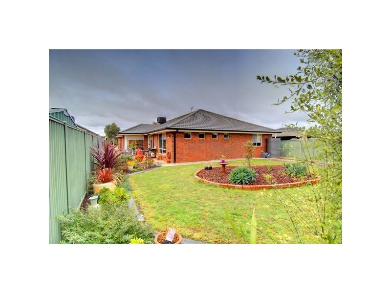 10 Coventry Street, Miners Rest VIC 3352