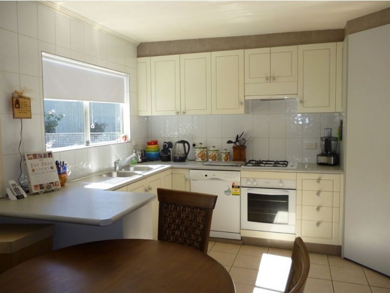 785 Bells Road, Haddon VIC 3351