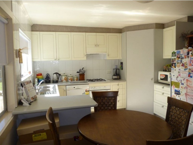 785 Bells Road, Haddon VIC 3351