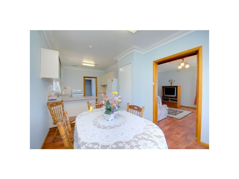 24 Vale Street, Sebastopol VIC 3356