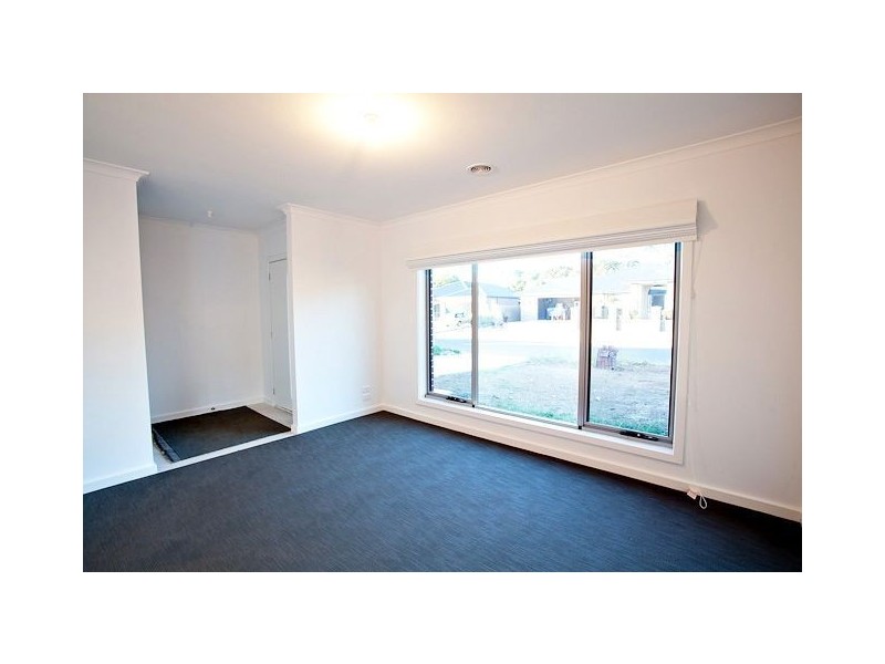 16 Montadale Court, Alfredton VIC 3350