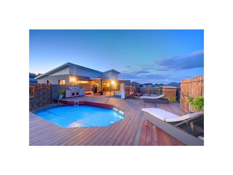 4 Maxwell Street, Cardigan Village VIC 3352