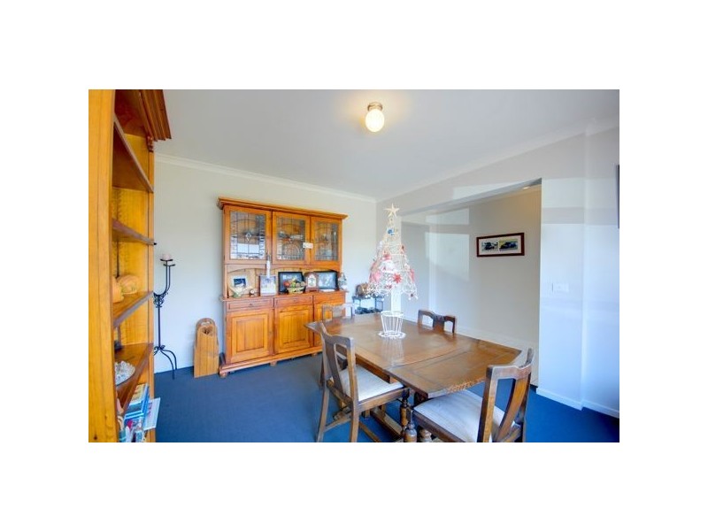 4 Maxwell Street, Cardigan Village VIC 3352