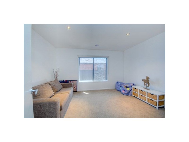 12 Montadale Court, Alfredton VIC 3350