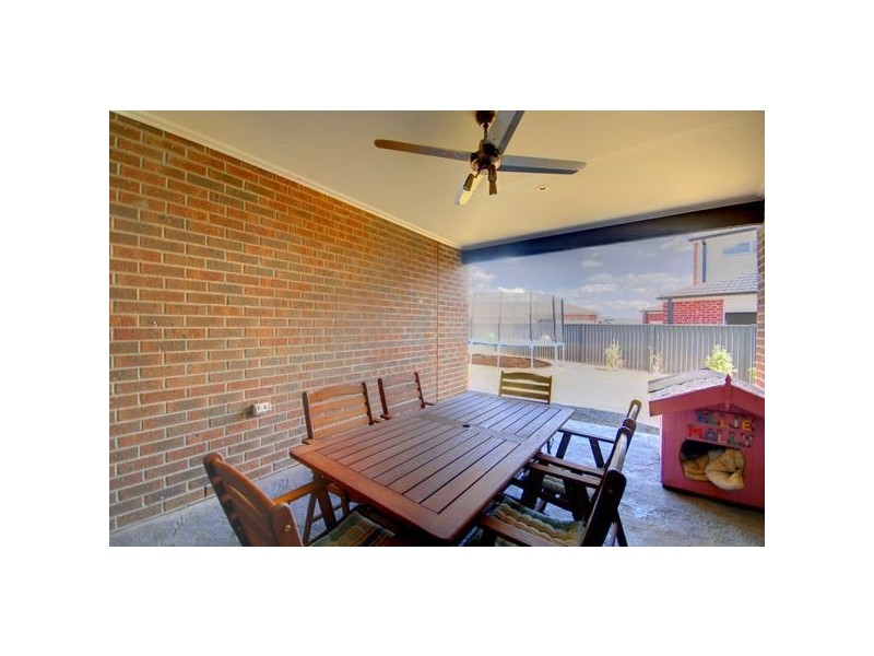 12 Montadale Court, Alfredton VIC 3350