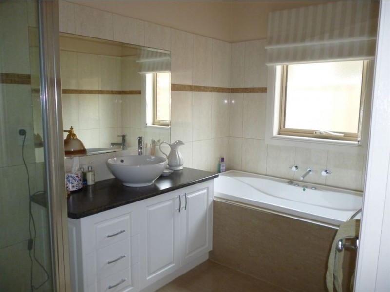 14 Ascot Street North, Ballarat Central VIC 3350