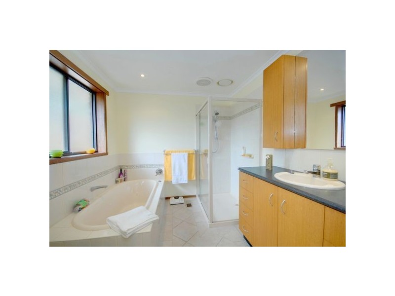 114 Yarana Drive, Mount Helen VIC 3350