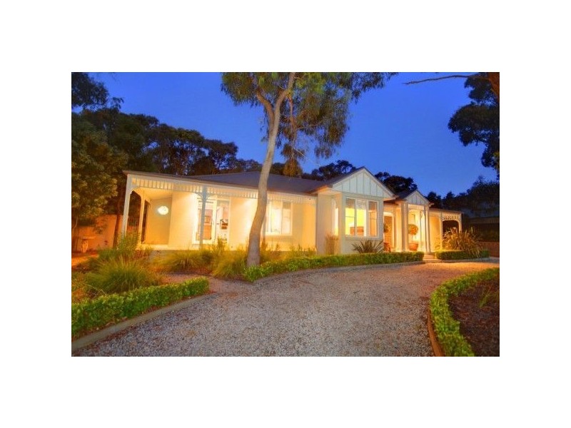 3 Yarra Gum Place, Mount Clear VIC 3350