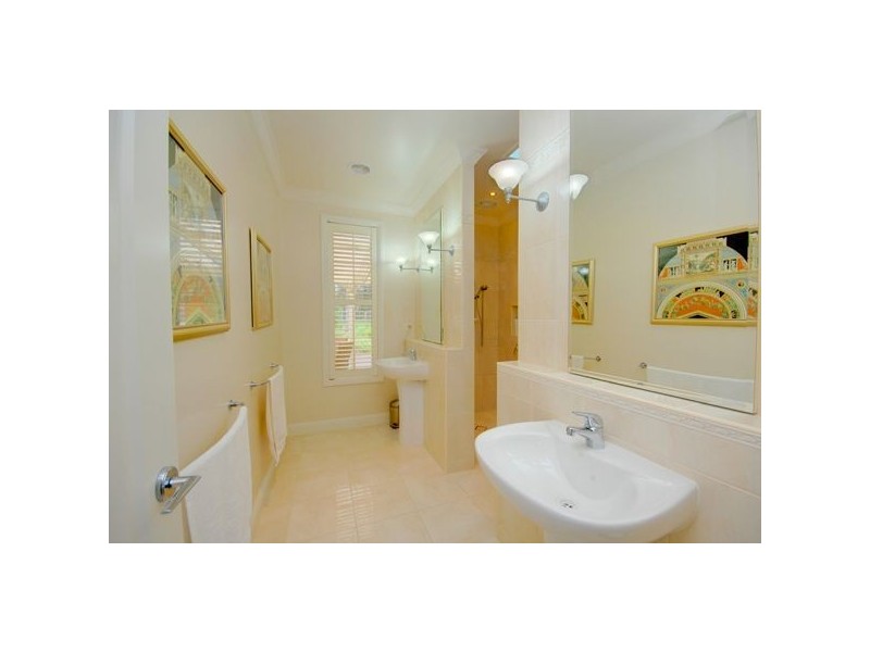 3 Yarra Gum Place, Mount Clear VIC 3350