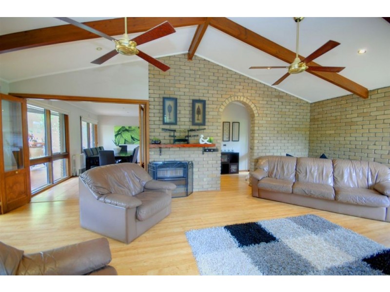 129 Boak Avenue, Mount Helen VIC 3350