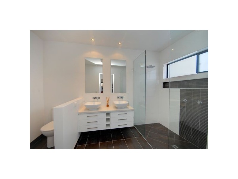 10 Rundell Place, Alfredton VIC 3350