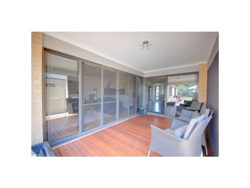 152 Canadian Lakes Boulevard, Ballarat VIC 3350