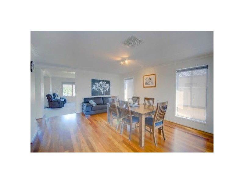 152 Canadian Lakes Boulevard, Ballarat VIC 3350