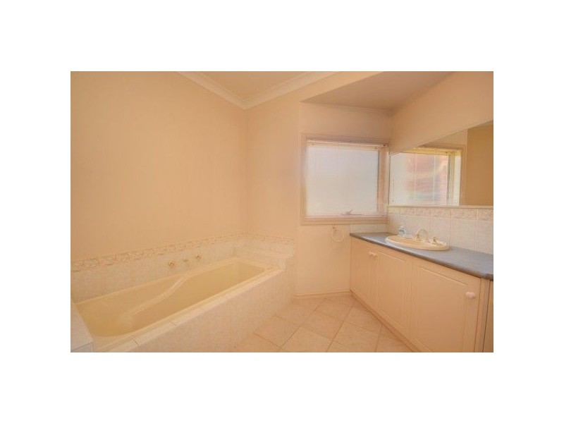 1 Parkview Drive, Alfredton VIC 3350