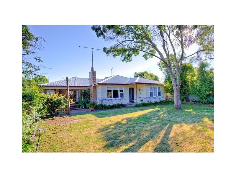 401 Barkly Street, Buninyong VIC 3357