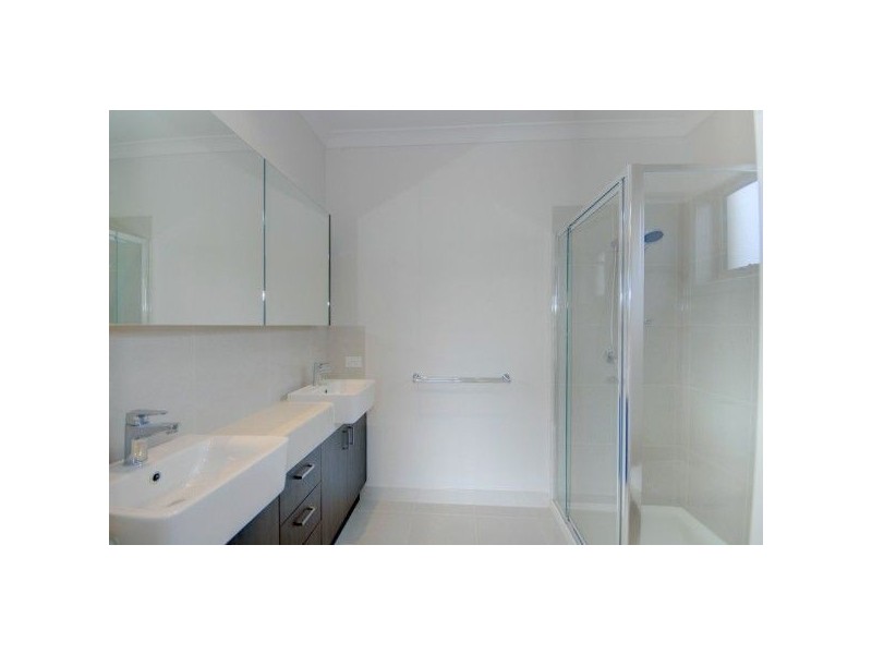 61 Longley Street, Alfredton VIC 3350