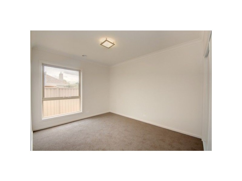 61 Longley Street, Alfredton VIC 3350