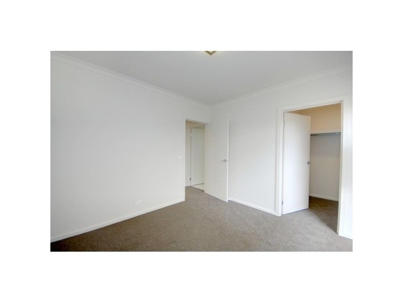 61 Longley Street, Alfredton VIC 3350