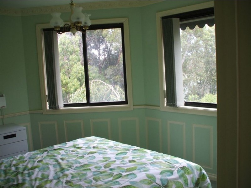 3 Warranbine Drive, Canadian VIC 3350