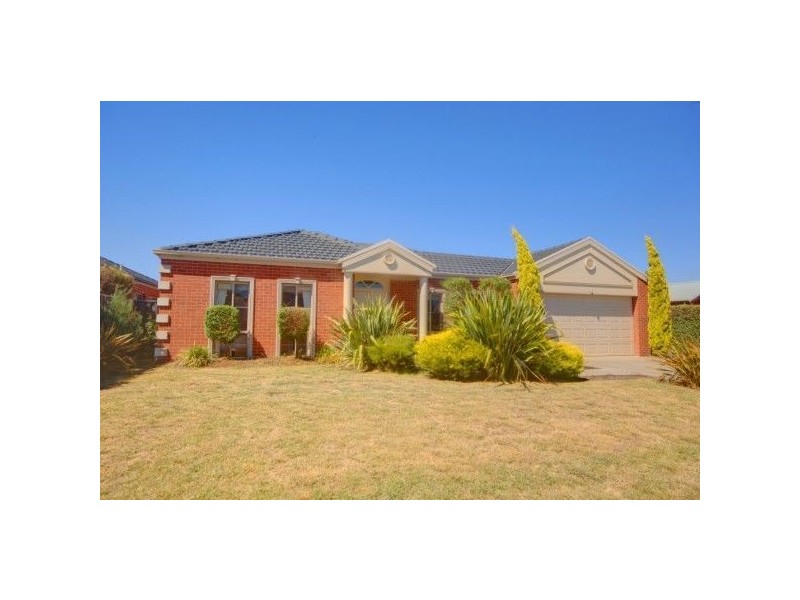 7 Samuel Court, Alfredton VIC 3350