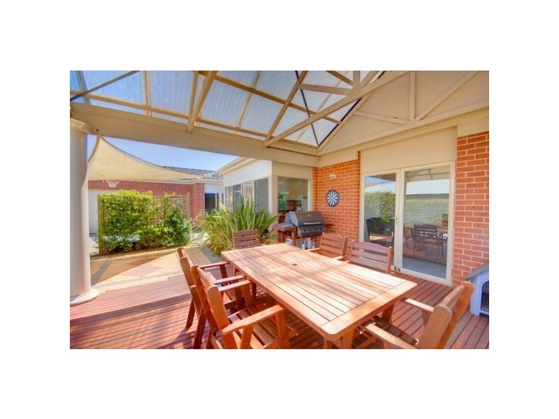 7 Samuel Court, Alfredton VIC 3350