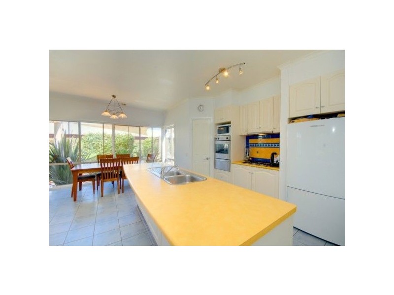 7 Samuel Court, Alfredton VIC 3350