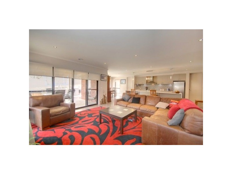 5 Club House Close, Buninyong VIC 3357