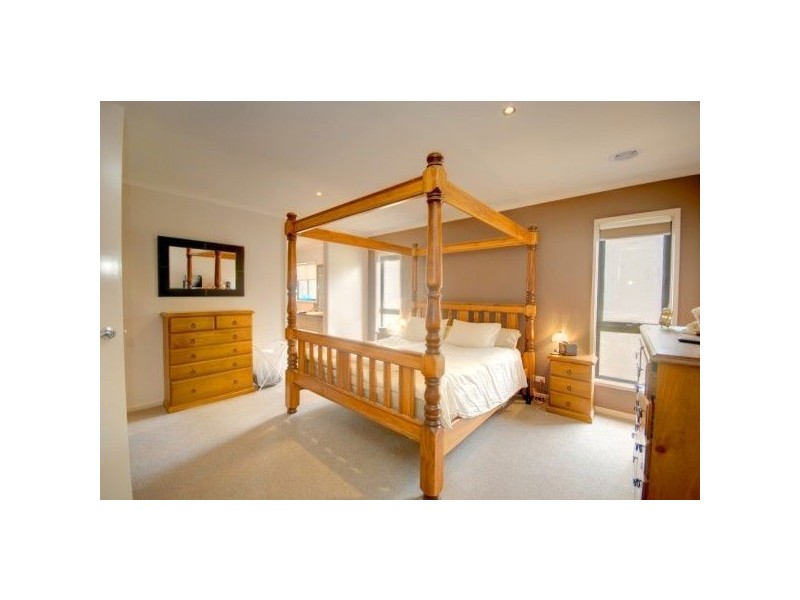 5 Club House Close, Buninyong VIC 3357